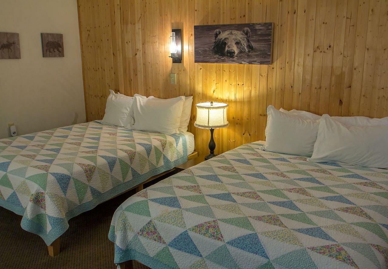 High Country Motel And Cabins Cooke City Eksteriør billede