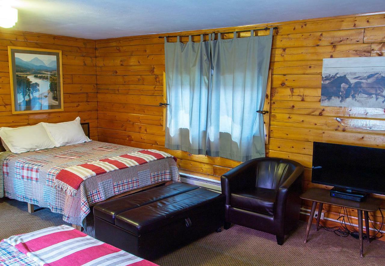 High Country Motel And Cabins Cooke City Eksteriør billede