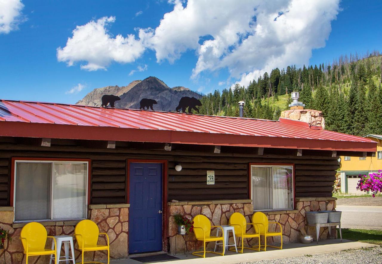 High Country Motel And Cabins Cooke City Eksteriør billede